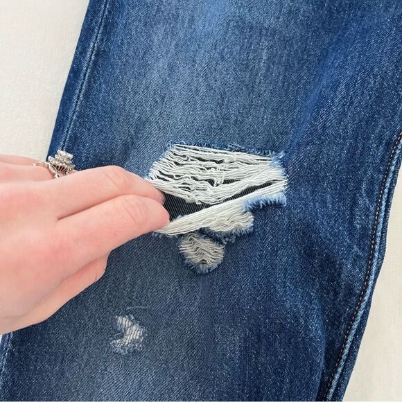 Levi's 501 Crop Straight Leg Distressed Jeans in Market Grammar Wash Sz 25 NWOT - Picture 12 of 14